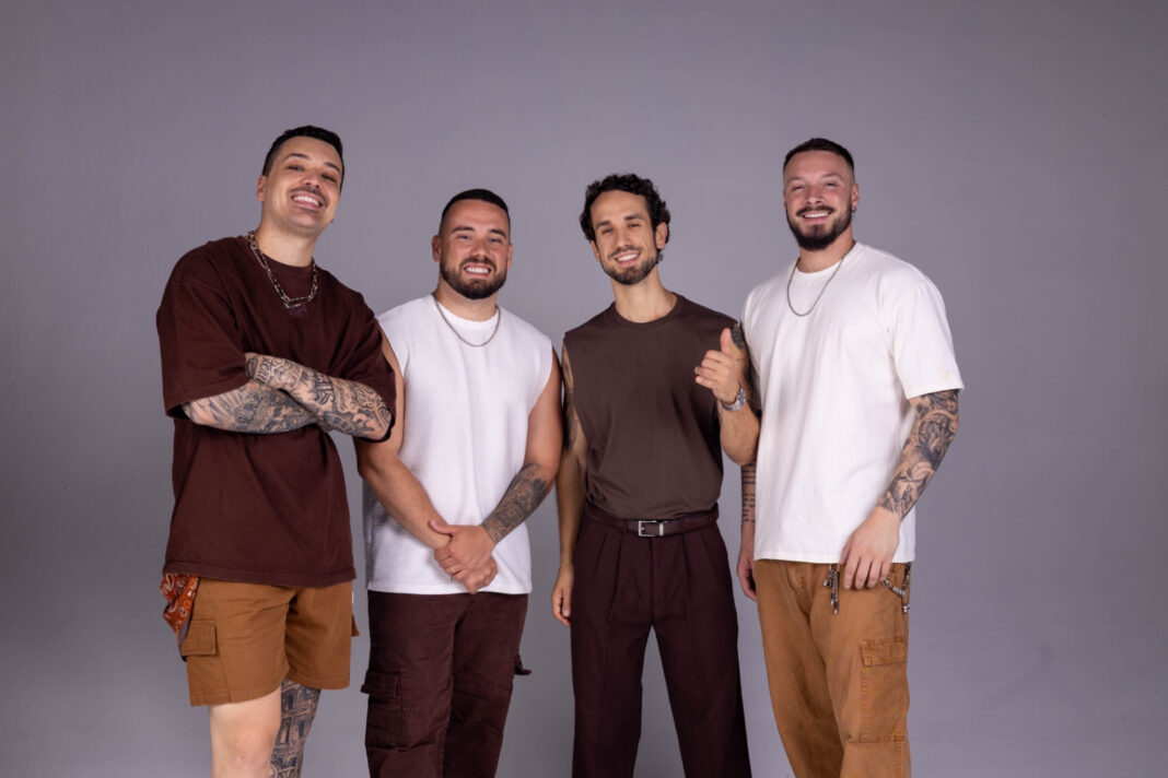 Grupo Chocolate transforma hit em homenagem às mulheres com lançamento de álbum Grupo Chocolate transforma hit em homenagem às mulheres com lançamento de álbum