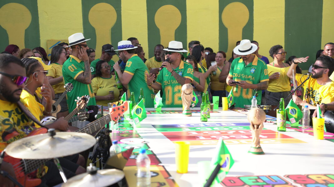 Deu Samba celebra 1 milhão de ouvintes mensais no Spotify e confirma presença no festival No Pelo 360 em BH Deu Samba celebra 1 milhão de ouvintes mensais no Spotify e confirma presença no festival No Pelo 360 em BH