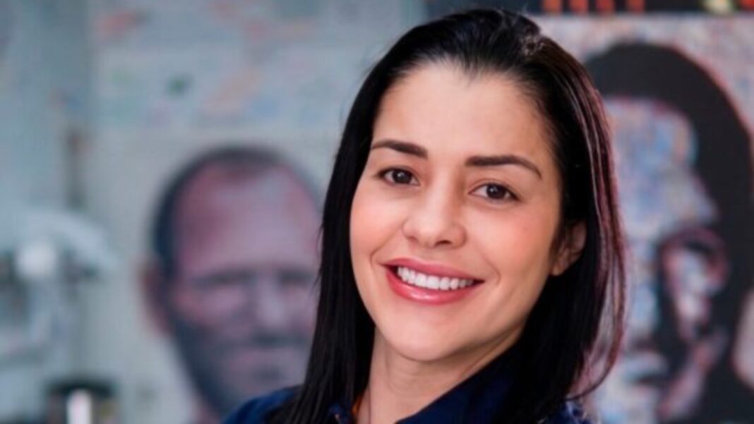 Michelle Menhem consolida trajetória de liderança feminina no mercado mobile brasileiro Michelle Menhem consolida trajetória de liderança feminina no mercado mobile brasileiro